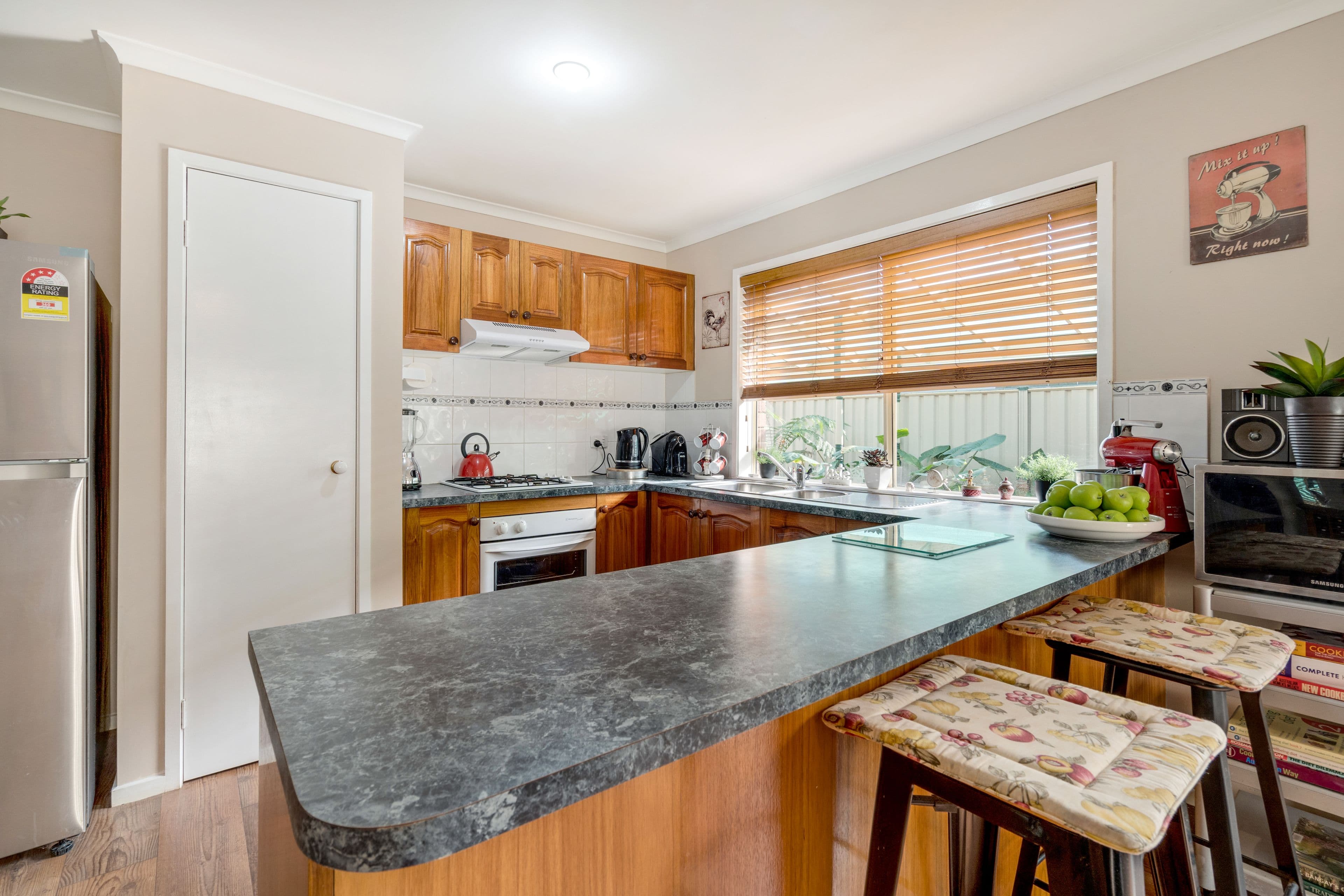 66 Mulberry Pass, Craigieburn VIC 3064, Craigieburn - Thumbnail 4