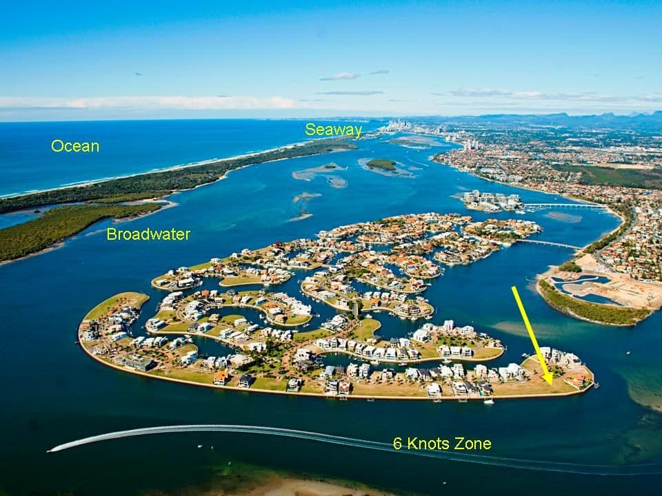 43 Knightsbridge Parade West, PARADISE POINT QLD 4216, Paradise Point - Image 1