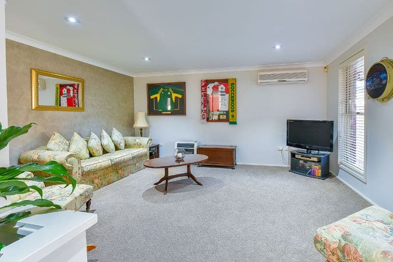 6 Swiveller Close, Ambarvale NSW 2560, Ambarvale - Thumbnail 2