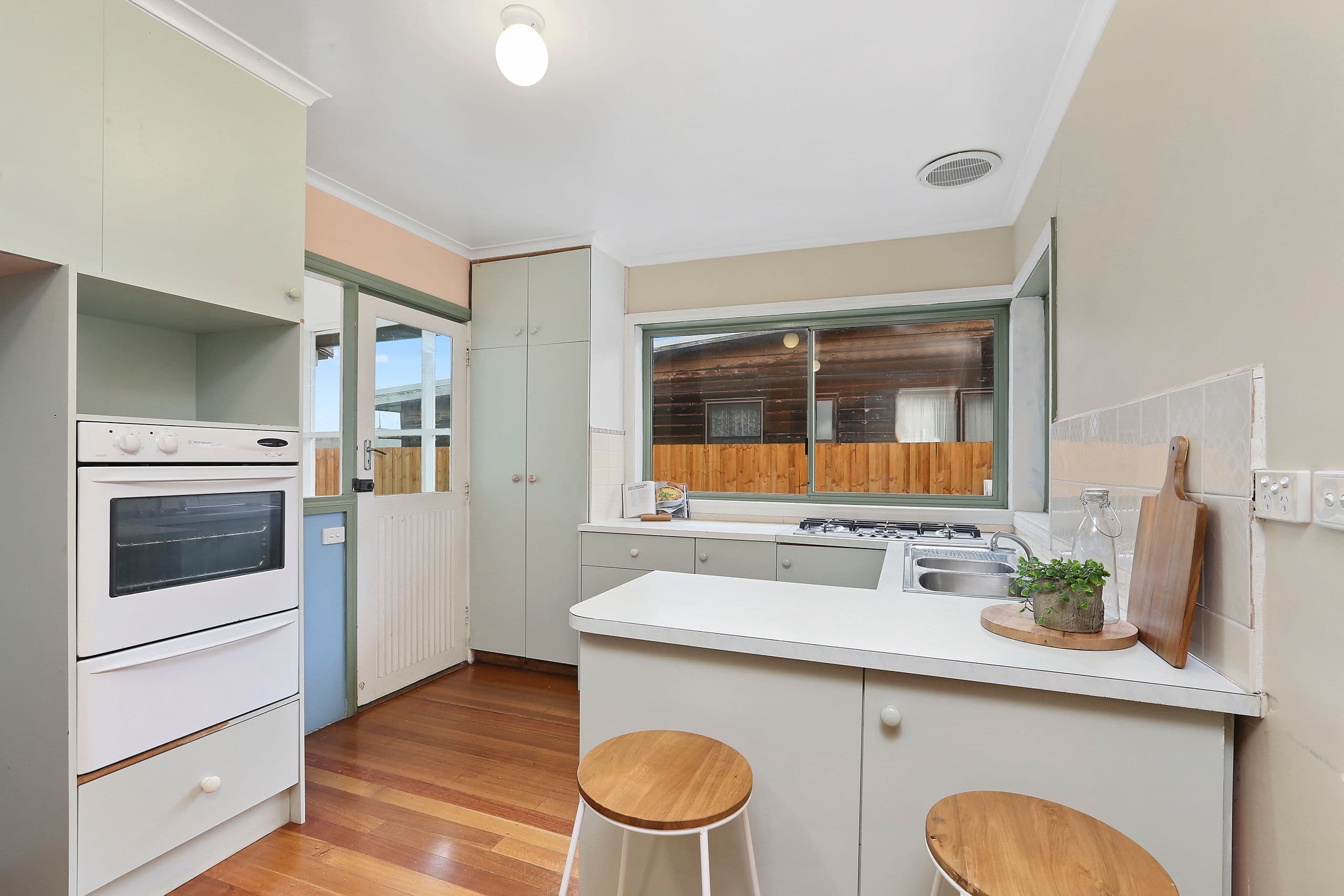 16 Kinnon Avenue, Belmont VIC 3216, Belmont - Thumbnail 4
