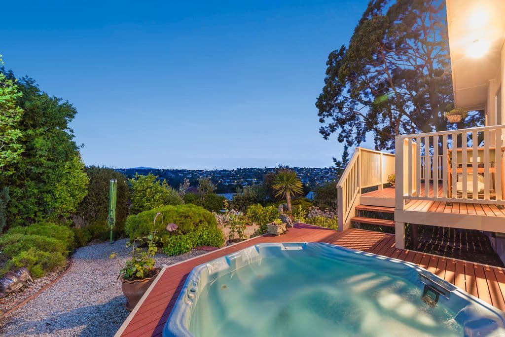 32 Challambra Cresent, Highton VIC 3216, Highton - Thumbnail 2