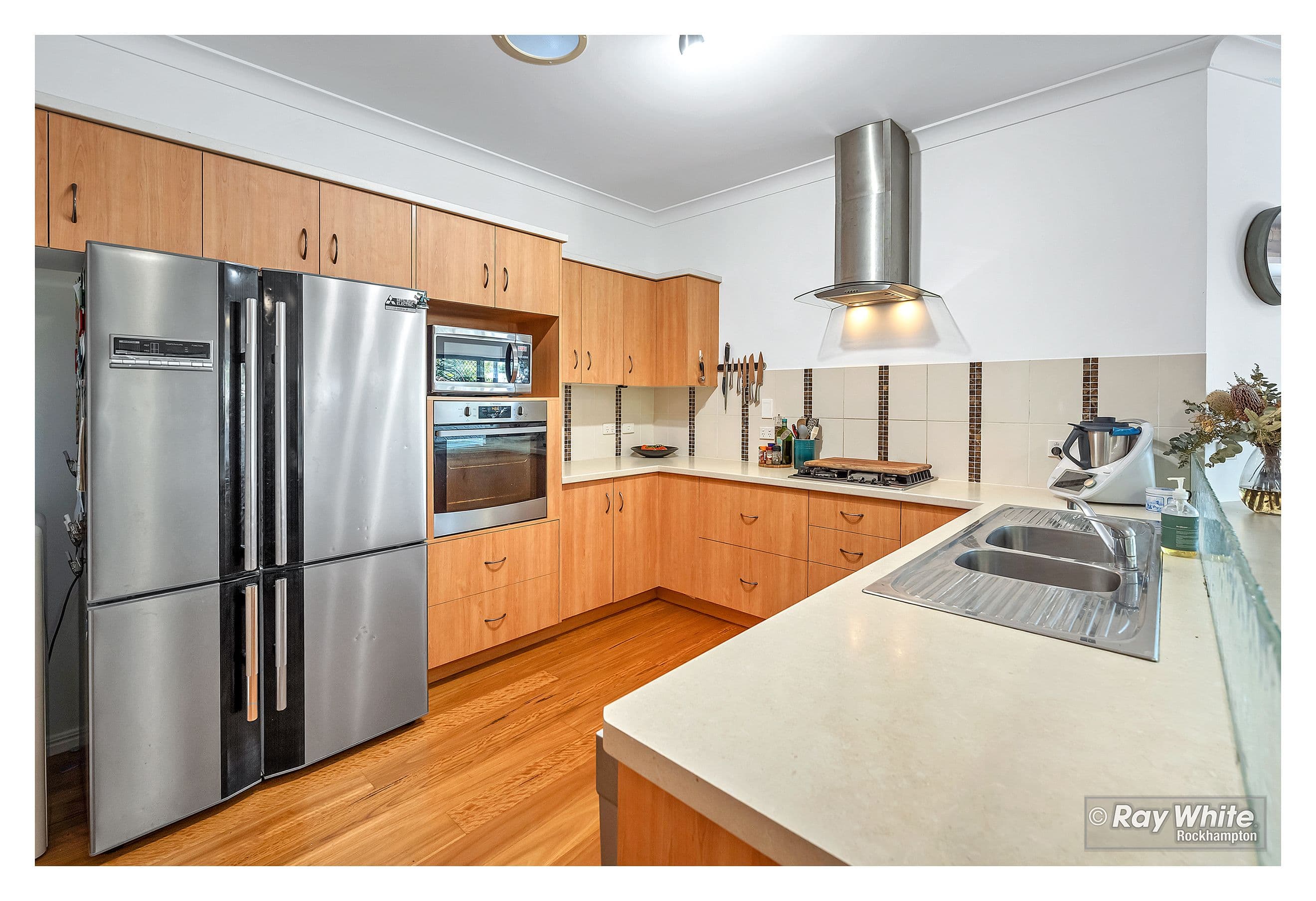 3 Meadowvale Court, Norman Gardens QLD 4701, Norman Gardens - Thumbnail 3