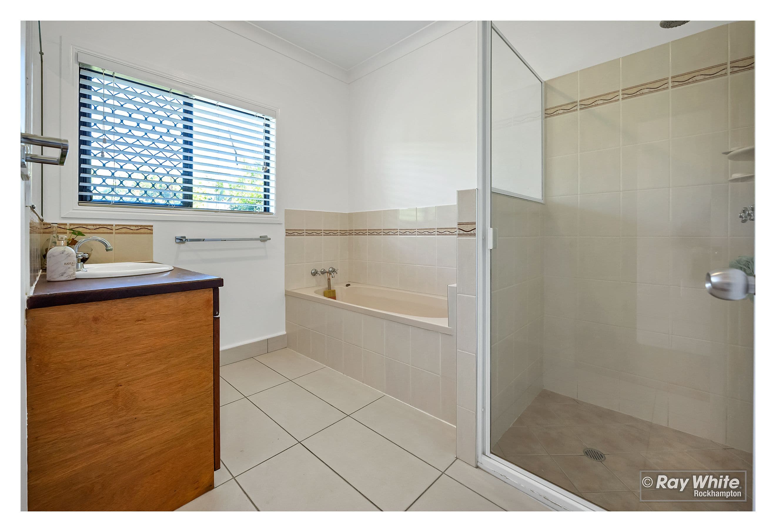 3 Meadowvale Court, Norman Gardens QLD 4701, Norman Gardens - Thumbnail 6