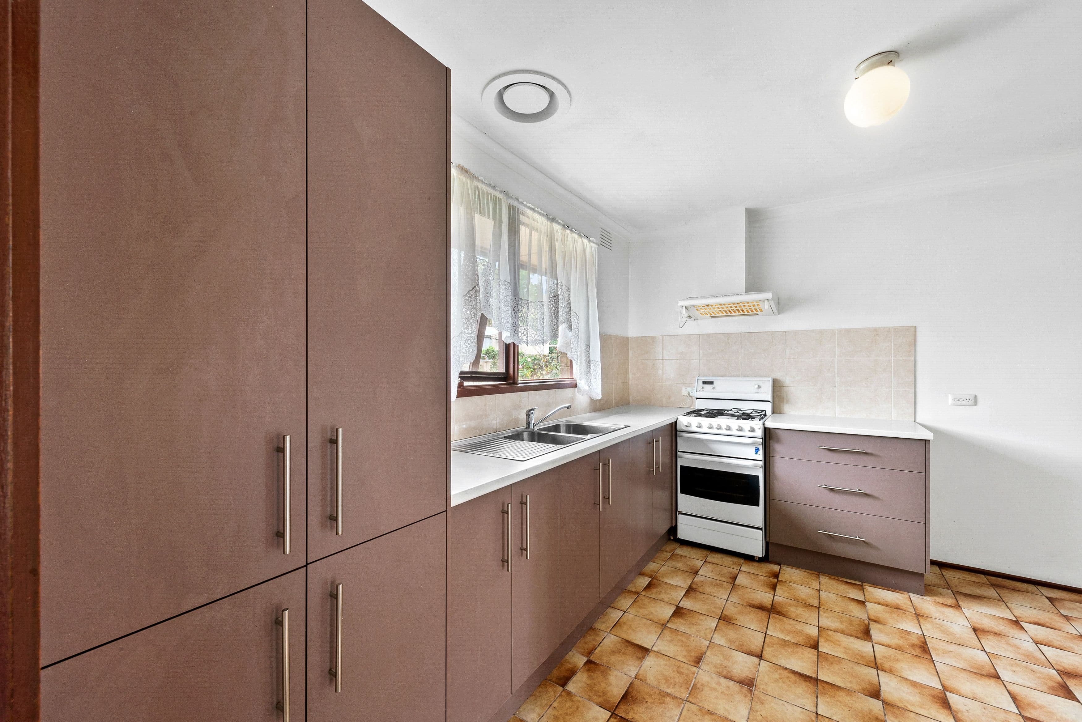 47 Loretto Avenue, Ferntree Gully VIC 3156, Ferntree Gully - Thumbnail 2
