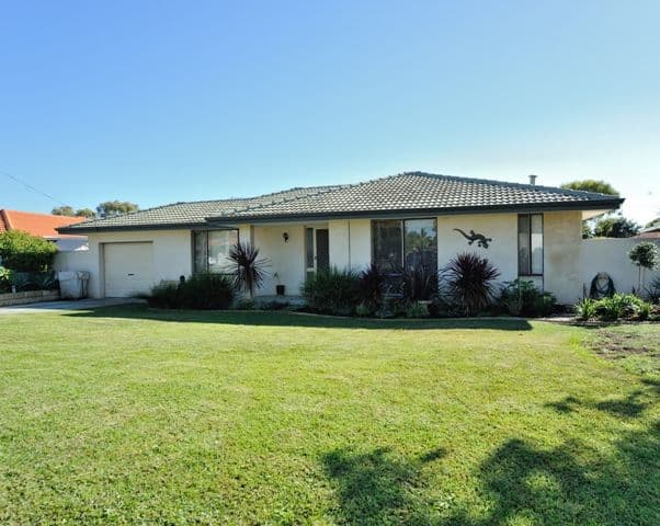14 Sycamore Close, ROCKINGHAM WA 6168, Rockingham - Thumbnail 2