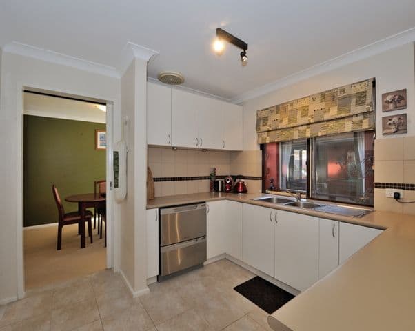 14 Sycamore Close, ROCKINGHAM WA 6168, Rockingham - Thumbnail 5
