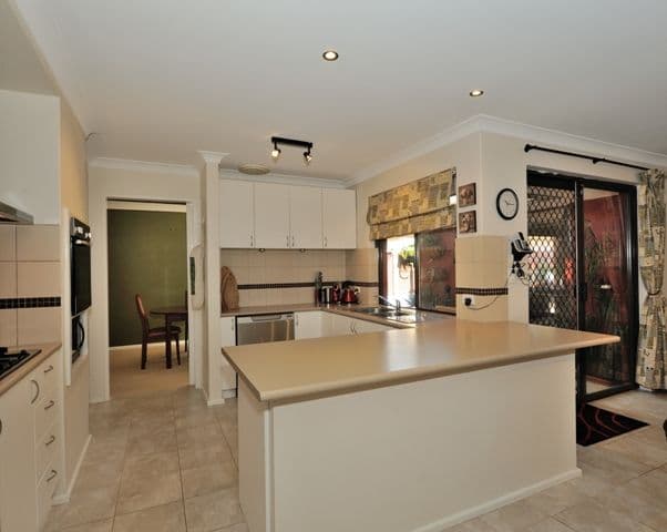 14 Sycamore Close, ROCKINGHAM WA 6168, Rockingham - Thumbnail 6