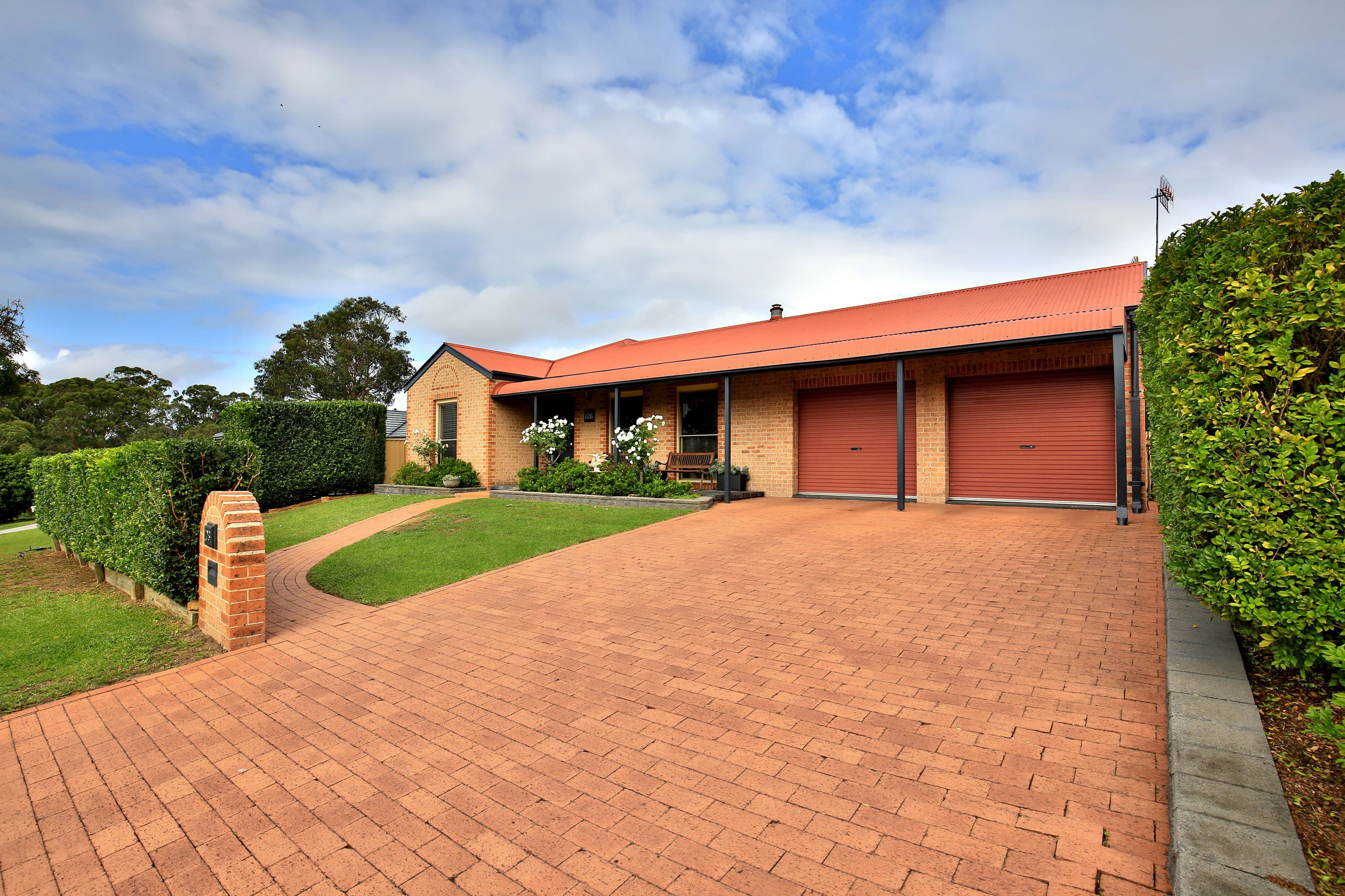 106 Warren Avenue, North Nowra - Thumbnail 2