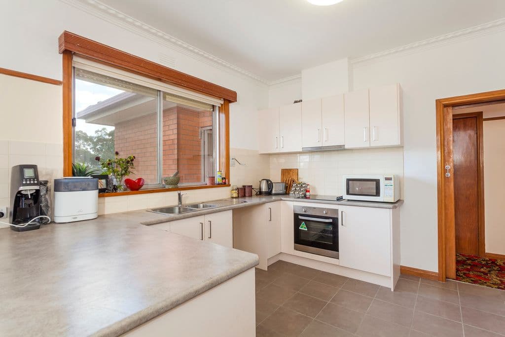 120 Sladen Street, HAMLYN HEIGHTS VIC 3215, Hamlyn Heights - Thumbnail 4