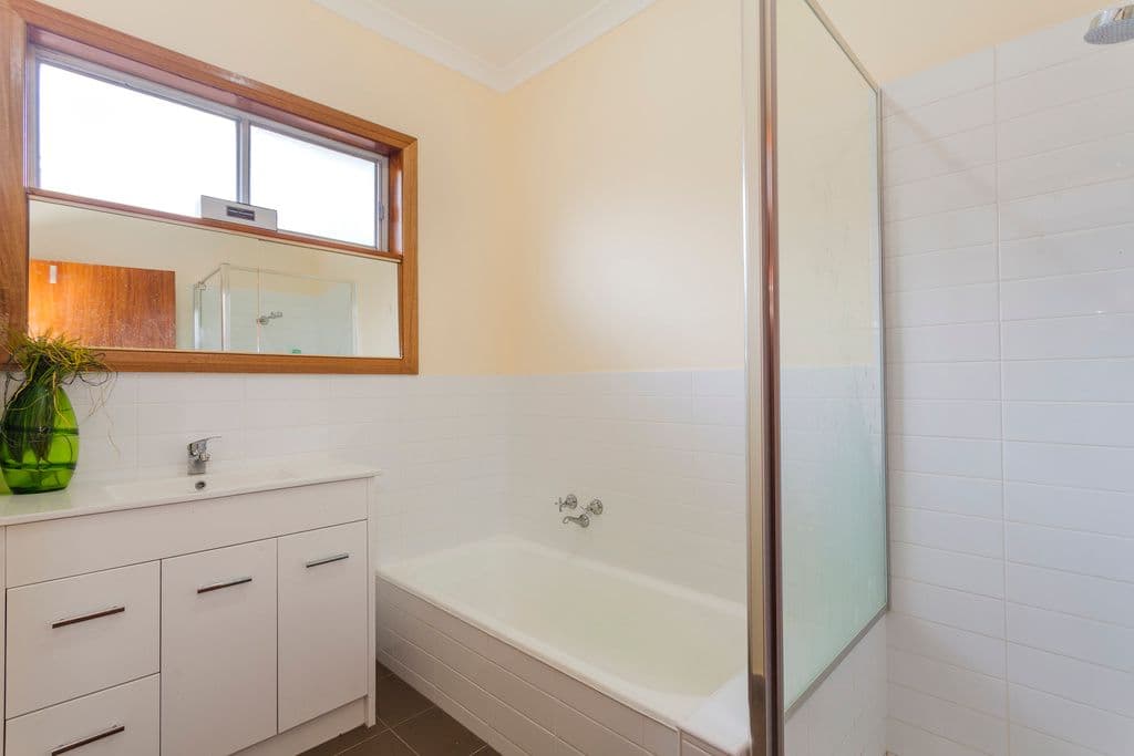 120 Sladen Street, HAMLYN HEIGHTS VIC 3215, Hamlyn Heights - Thumbnail 6