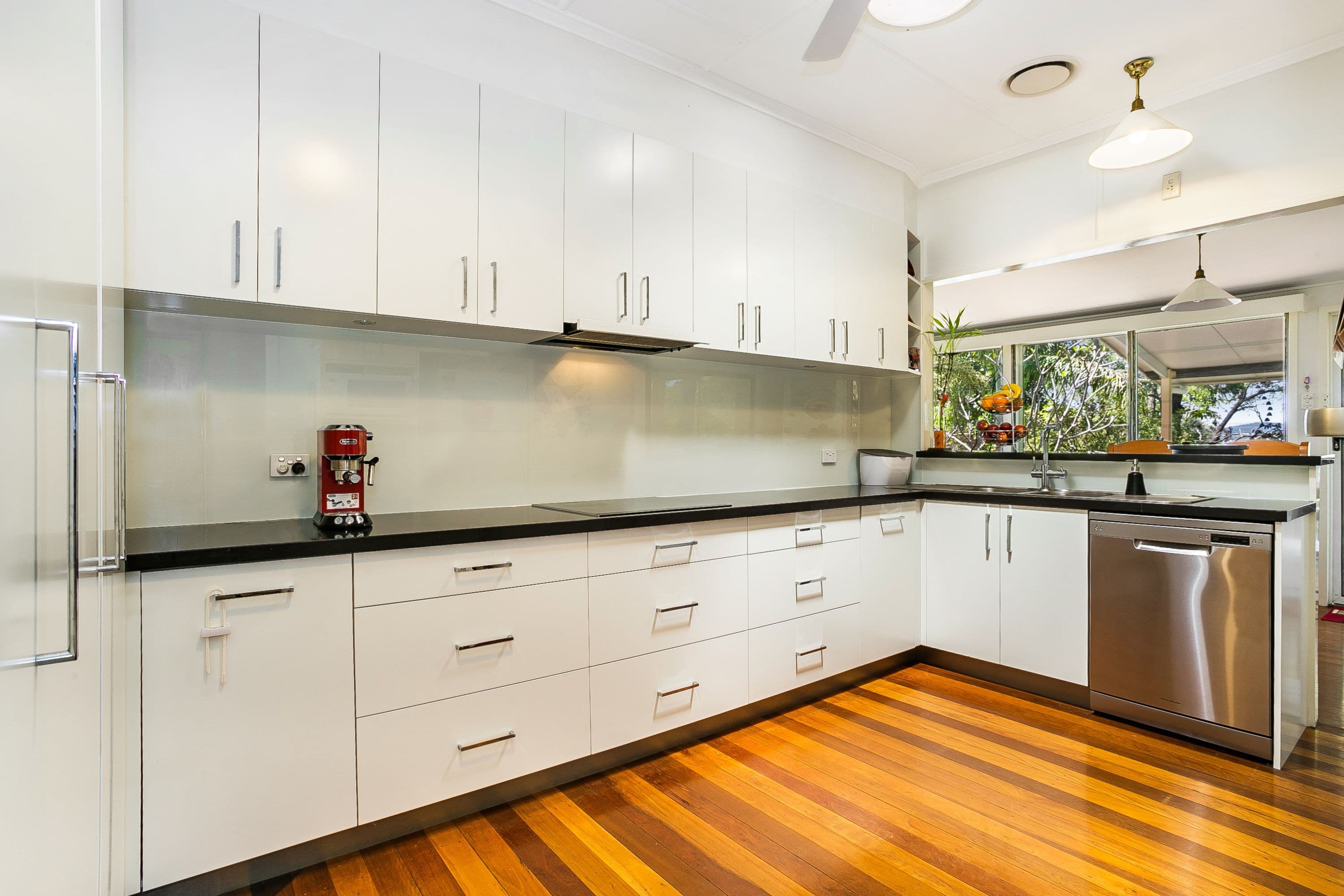 124 Gray Avenue, Corinda QLD 4075, Corinda - Thumbnail 2