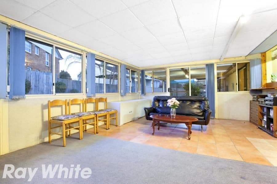 34 Rockley Avenue, BAULKHAM HILLS NSW 2153, Baulkham Hills - Thumbnail 4
