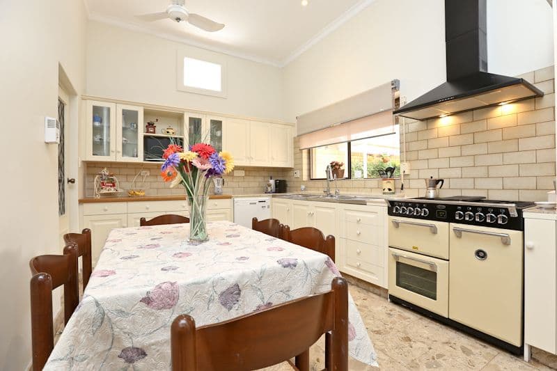 4 Launer Avenue, Rostrevor SA 5073, Rostrevor - Thumbnail 5