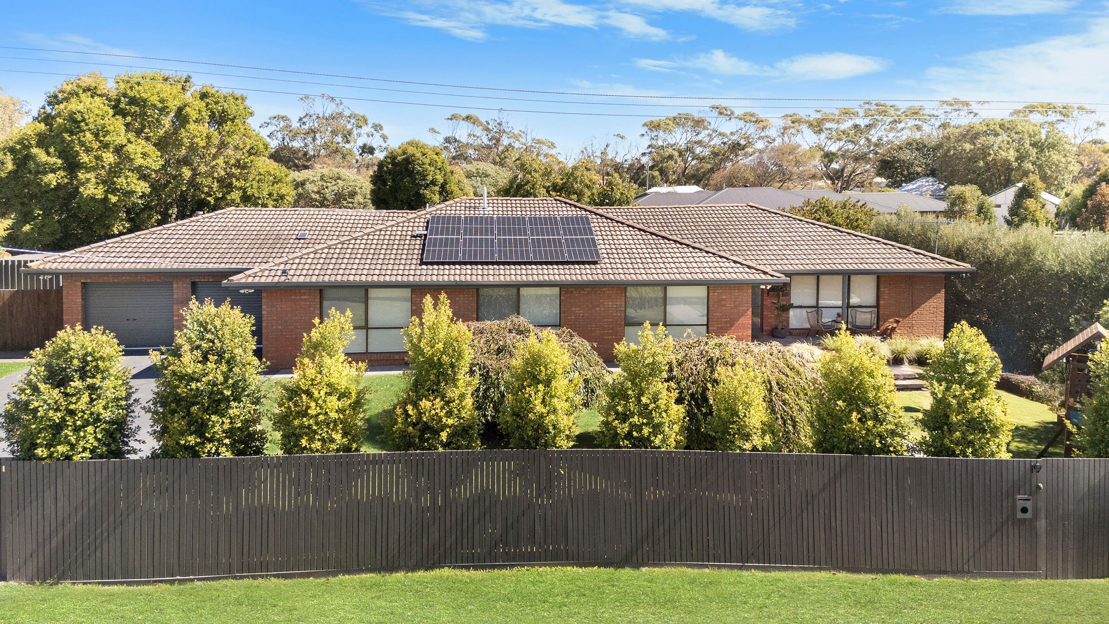 19 High Street, Koroit VIC 3282, Koroit - Image 1