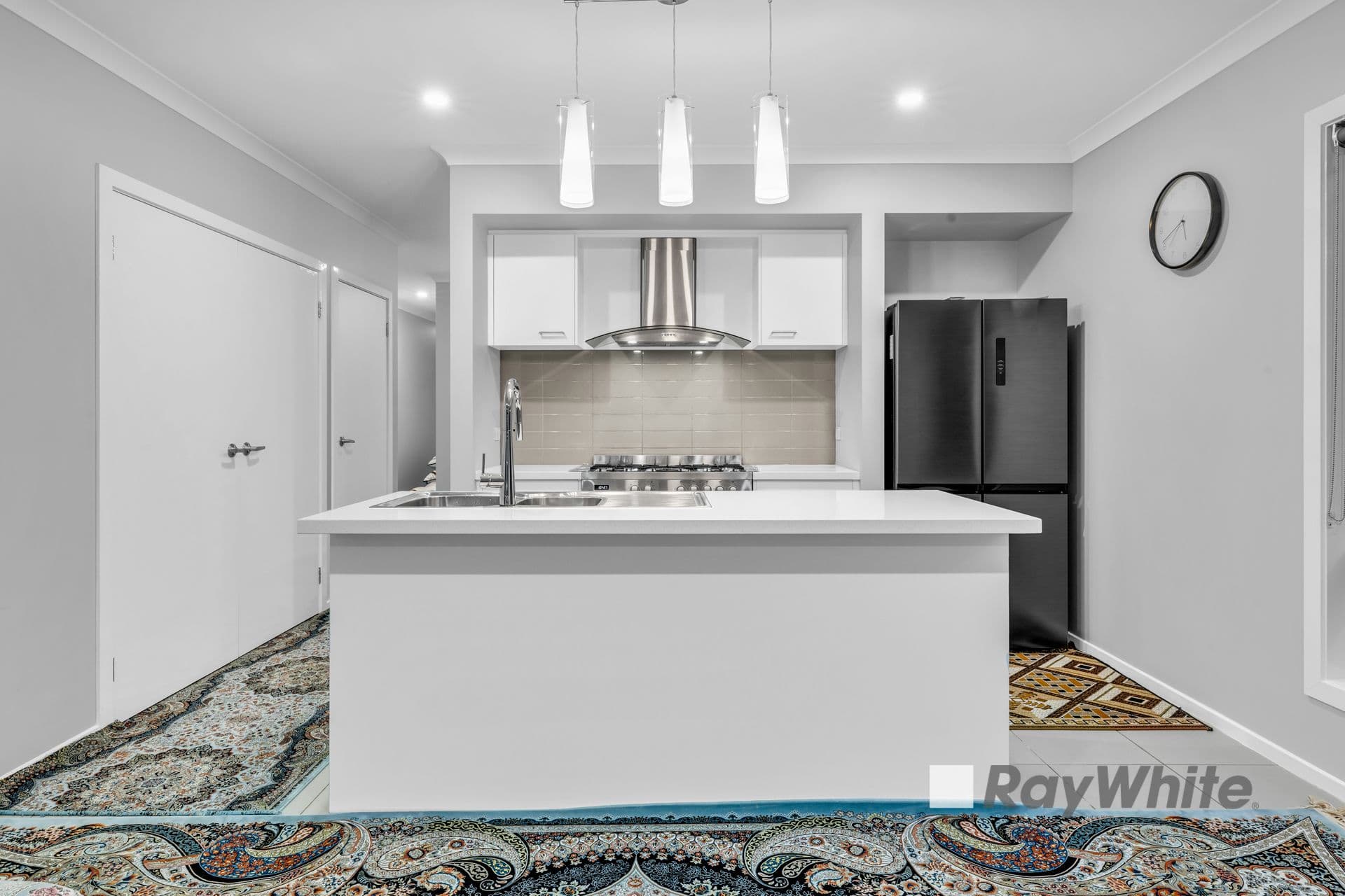 28 Carpathian Drive, Clyde North VIC 3978, Clyde North - Thumbnail 2
