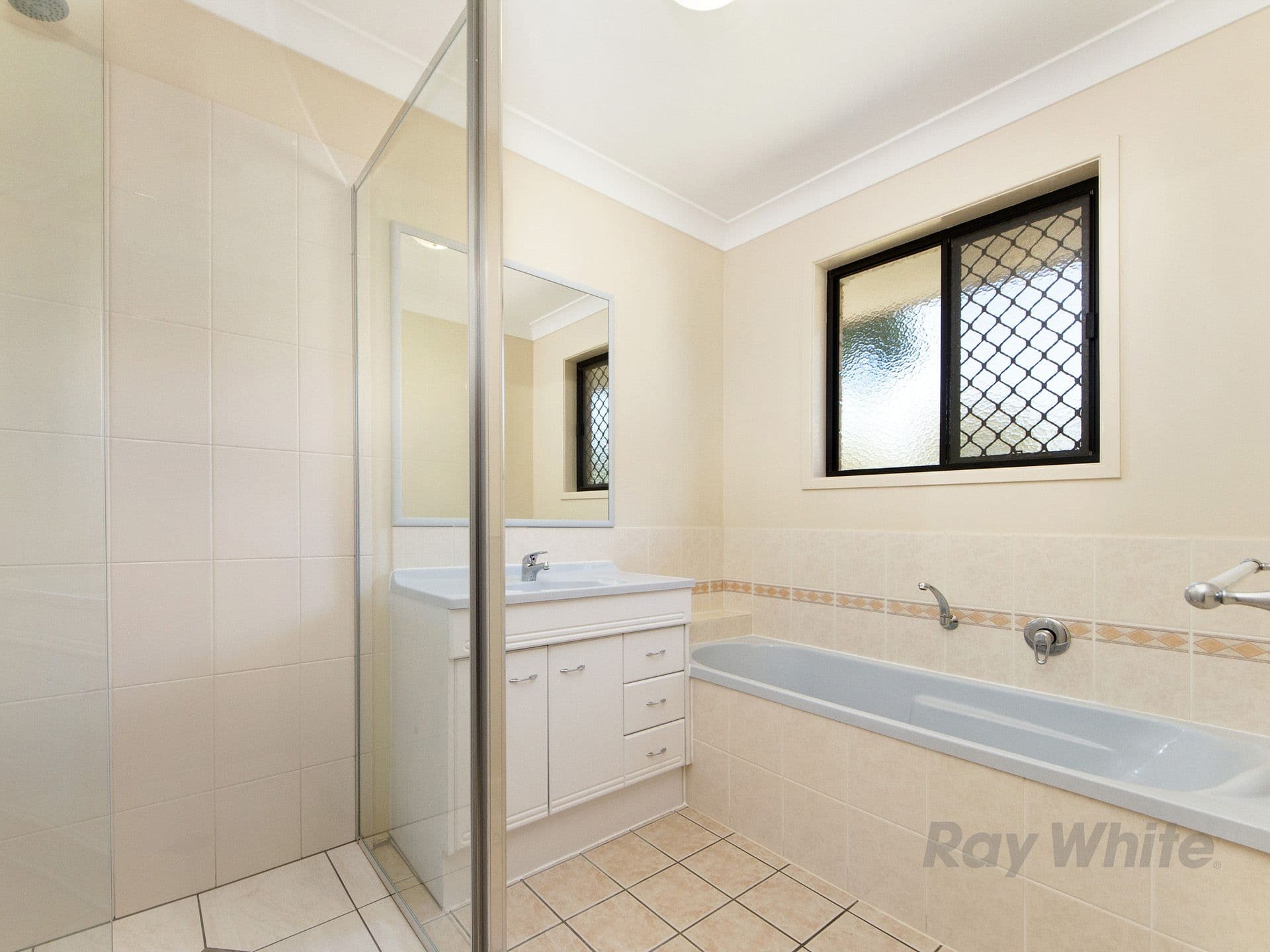 1 Mistletoe Court, Ormeau QLD 4208, Ormeau - Thumbnail 8