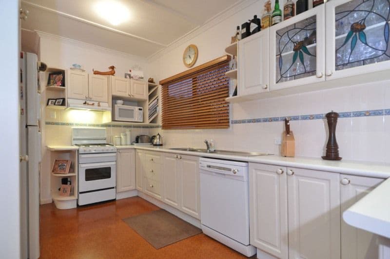 19 Jerome Street, COORPAROO QLD 4151, Coorparoo - Thumbnail 4