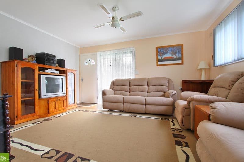 25 Hogarth Avenue, MOUNT WARRIGAL NSW 2528, Mount Warrigal - Thumbnail 4