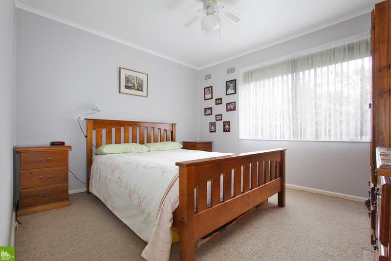 25 Hogarth Avenue, MOUNT WARRIGAL NSW 2528, Mount Warrigal - Thumbnail 5