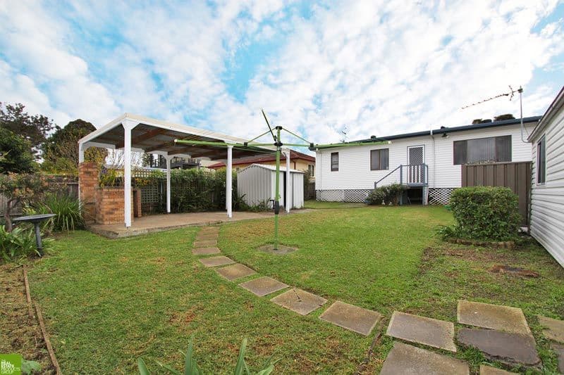 25 Hogarth Avenue, MOUNT WARRIGAL NSW 2528, Mount Warrigal - Thumbnail 7