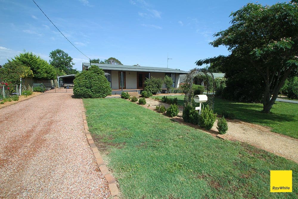 9 Mecca Lane, Bungendore - Thumbnail 4