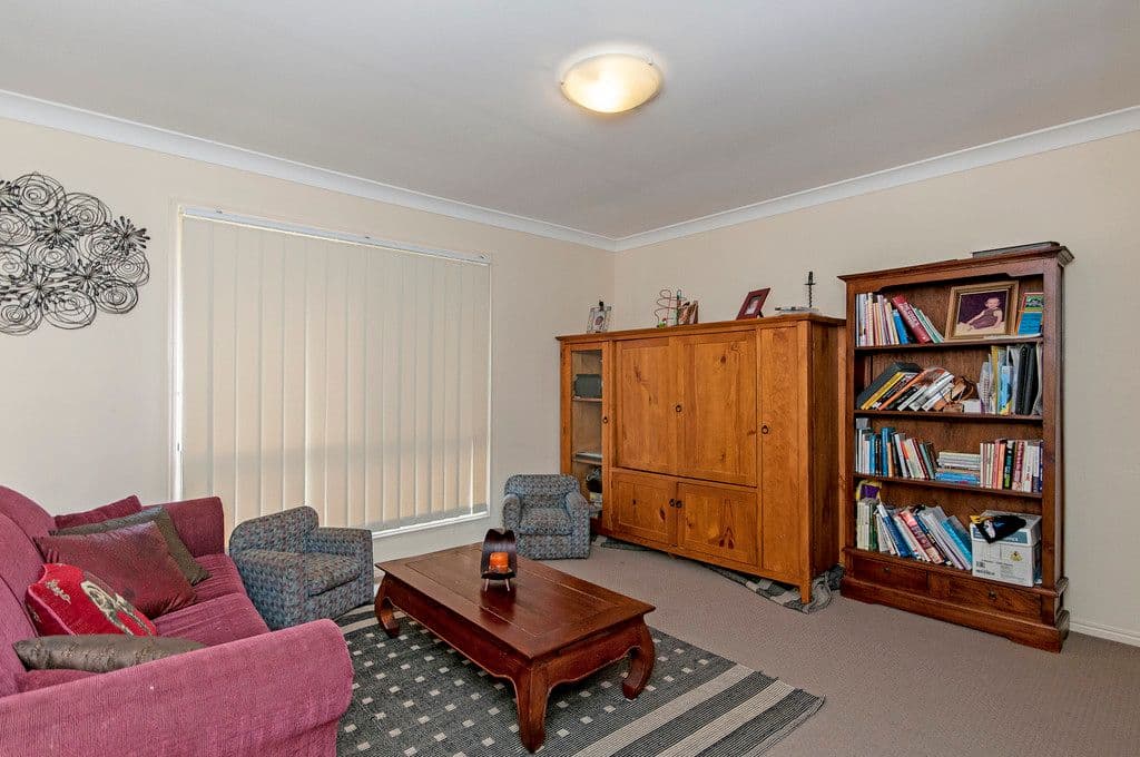 20 HANNAM Crescent, FOREST LAKE QLD 4078, Forest Lake - Thumbnail 5