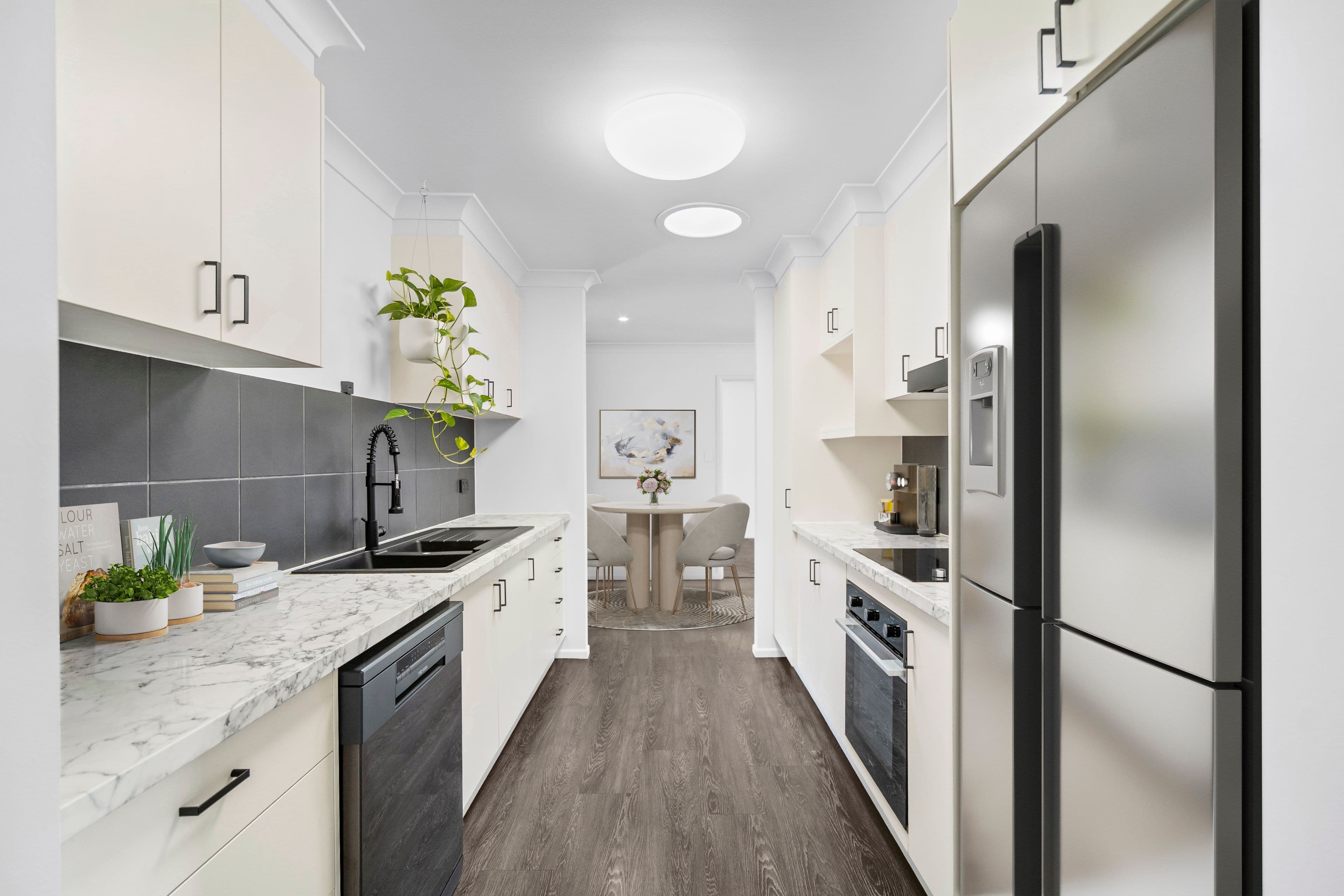 69 Selwyn Street, North Booval QLD 4304, North Booval - Thumbnail 3