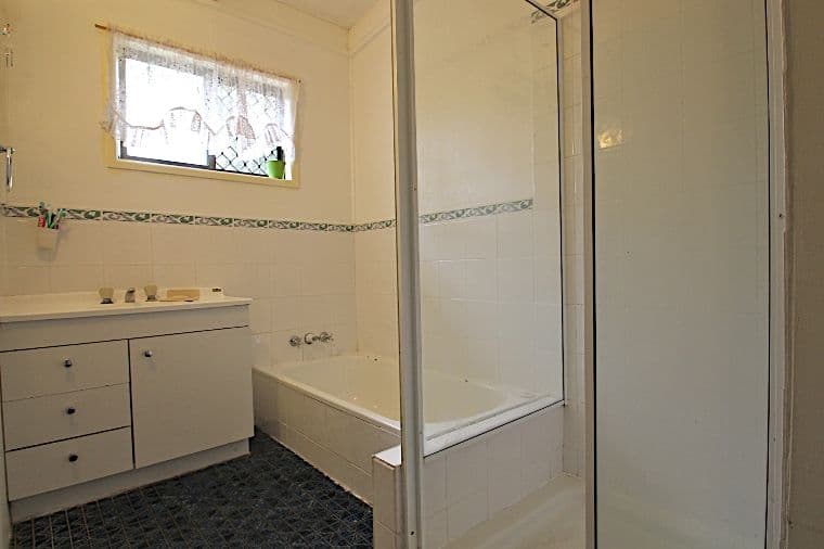 6 Hume Street, WOODEND QLD 4305, Woodend - Thumbnail 6
