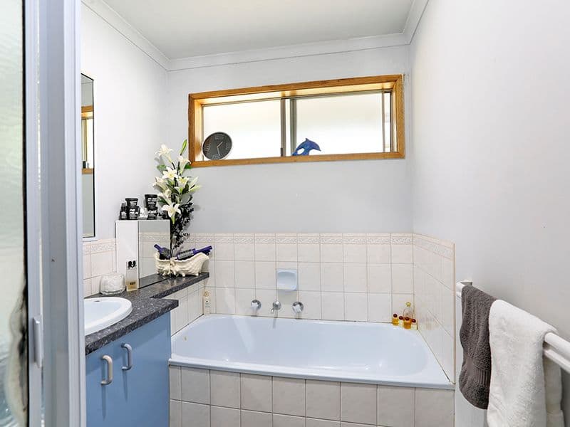 5 Lowan Avenue, Norlane VIC 3214, Norlane - Thumbnail 5
