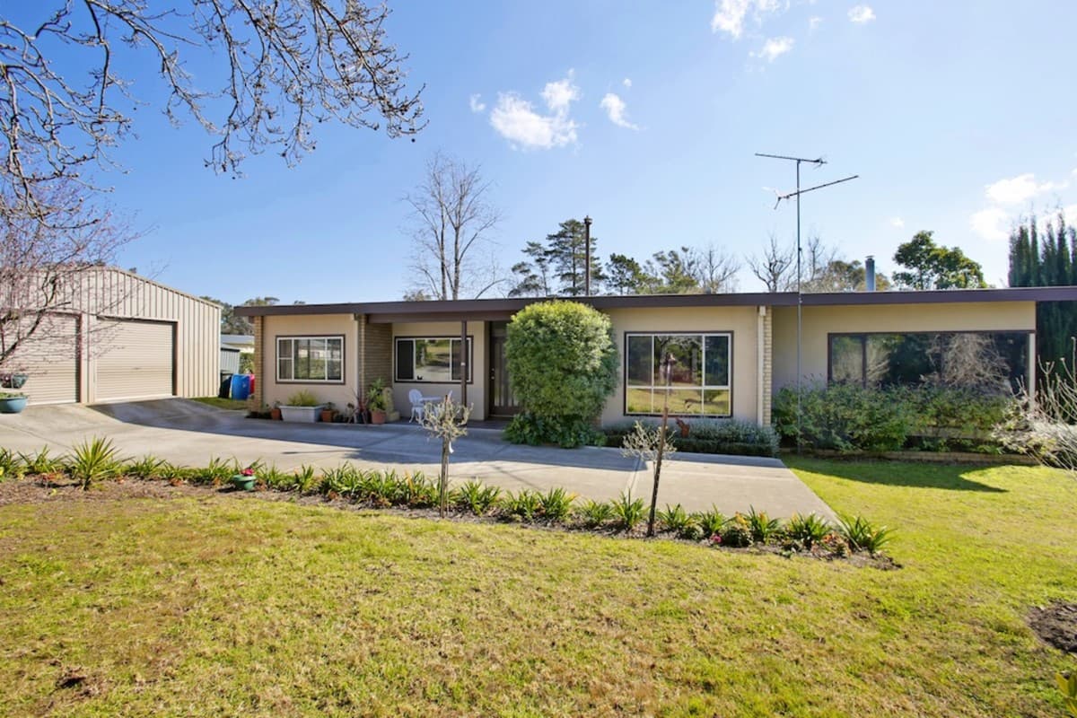 10 Ryan Street, THIRLMERE, Thirlmere - Image 1