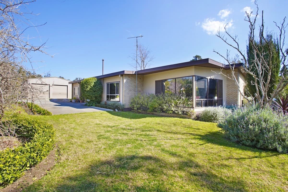 10 Ryan Street, THIRLMERE, Thirlmere - Thumbnail 3