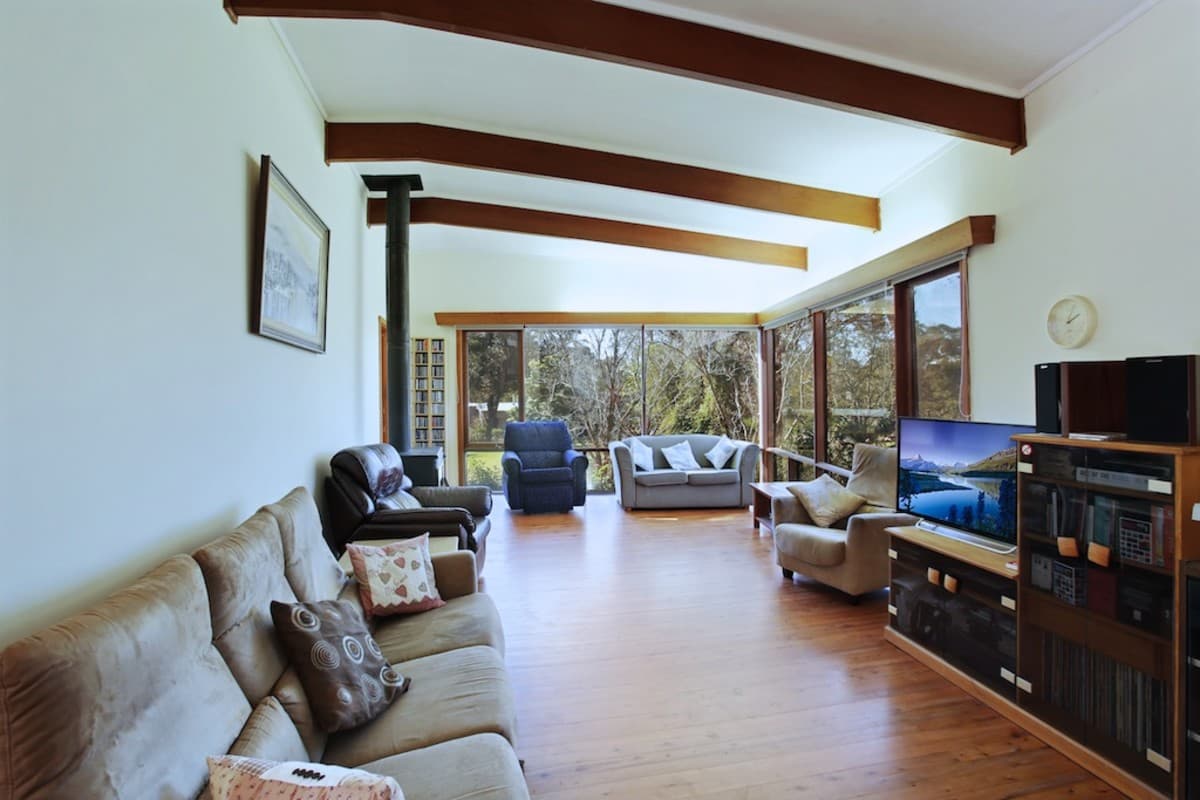 10 Ryan Street, THIRLMERE, Thirlmere - Thumbnail 4