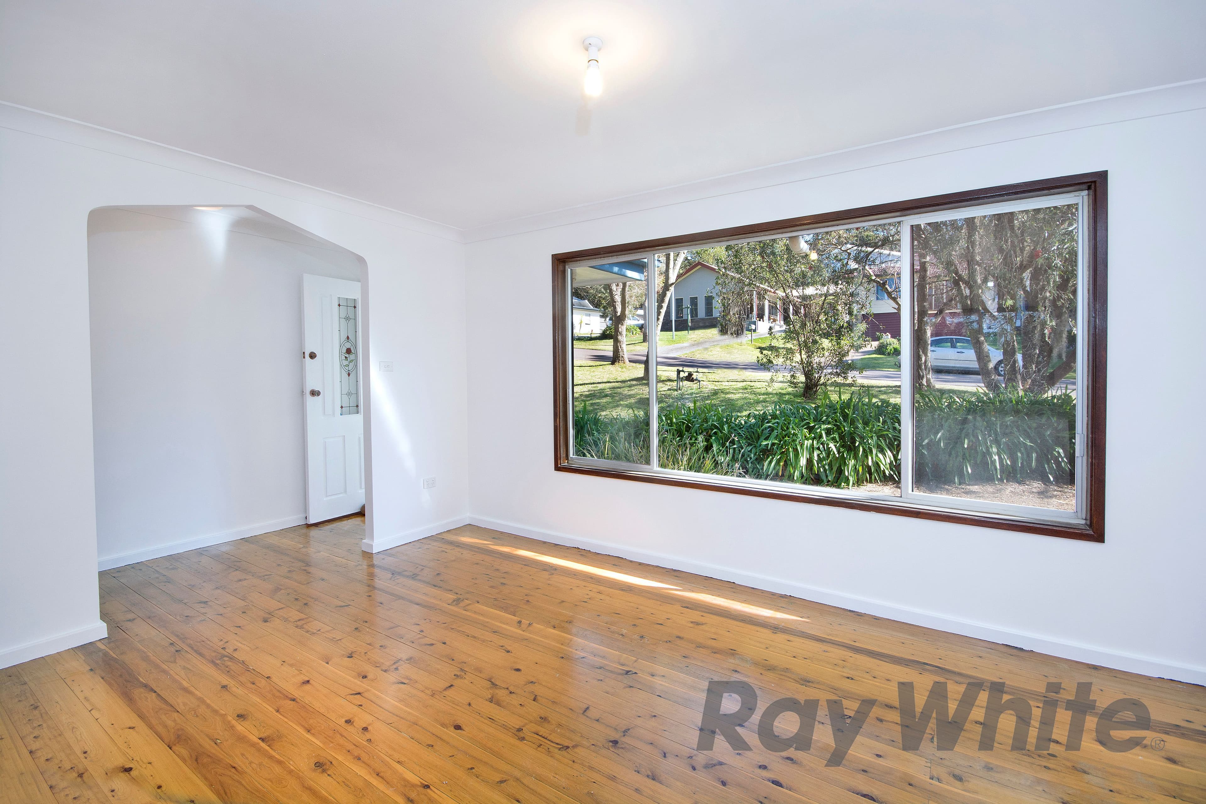 6 Buwa Street, Charlestown - Thumbnail 3