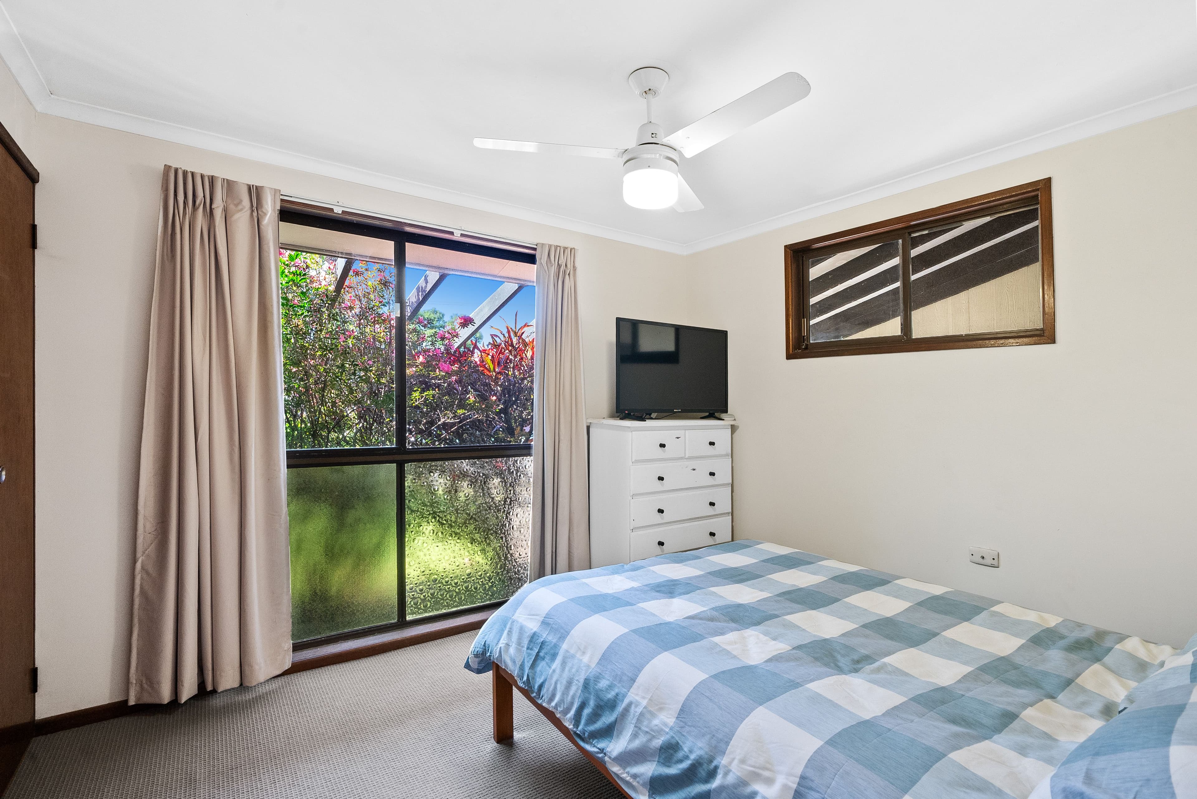 116 Tahiti Avenue, Palm Beach QLD 4221, Palm Beach - Thumbnail 4