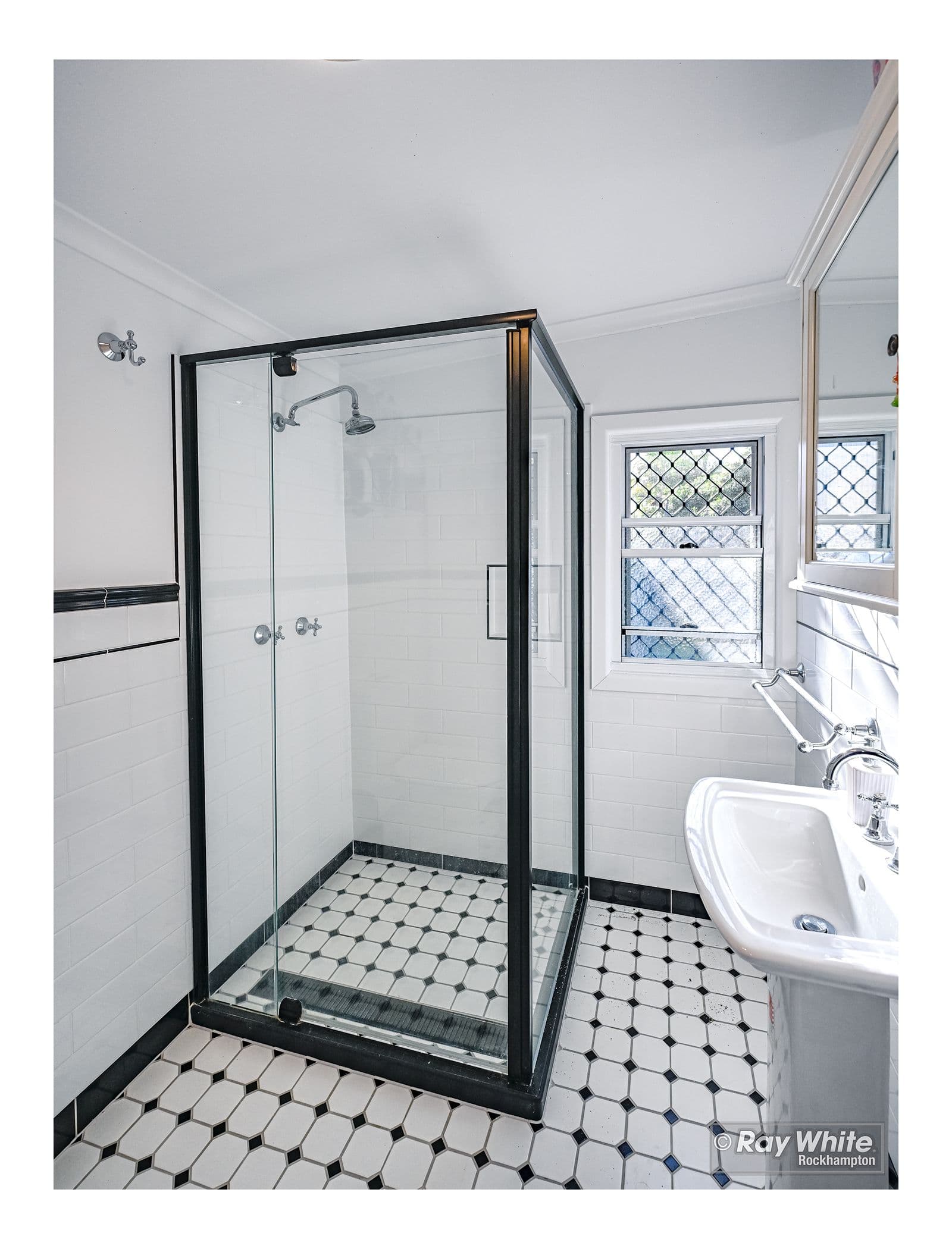 140 Denham Terrace, Allenstown QLD 4700, Allenstown - Thumbnail 5