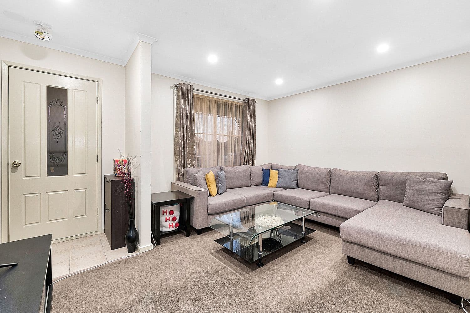 15 Forsyth Court, Cranbourne North VIC 3977, Cranbourne North - Thumbnail 3