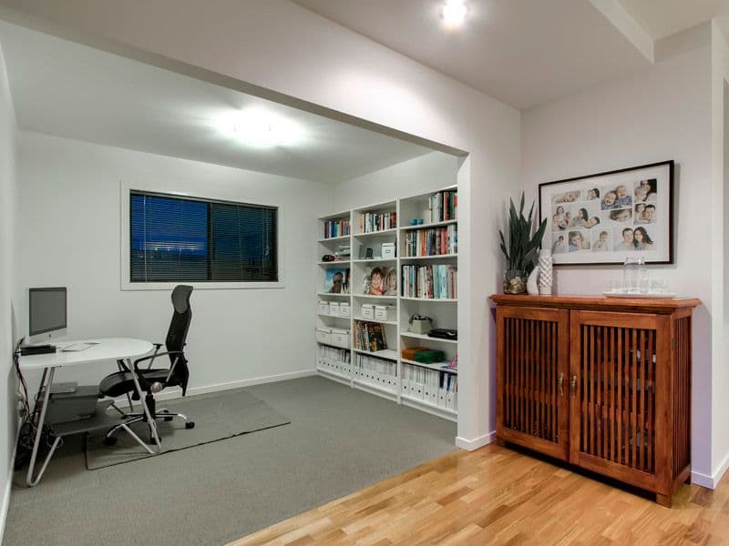 18 Shaftesbury Street, TARRAGINDI QLD 4121, Tarragindi - Thumbnail 4