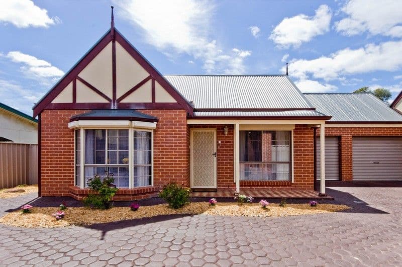 31 Mariners Crescent, West Lakes SA 5021, West Lakes - Thumbnail 2