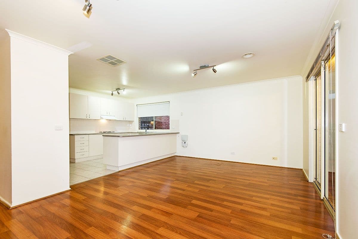 118 Manning Clark Road, Mill Park VIC 3082, Mill Park - Thumbnail 3