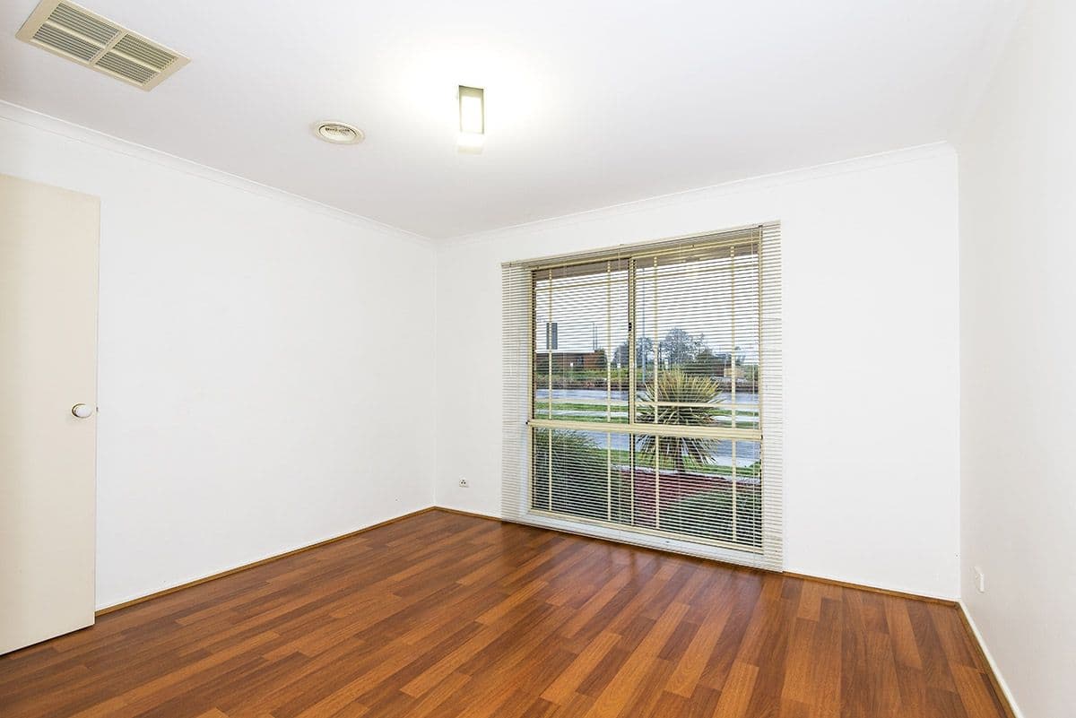 118 Manning Clark Road, Mill Park VIC 3082, Mill Park - Thumbnail 5
