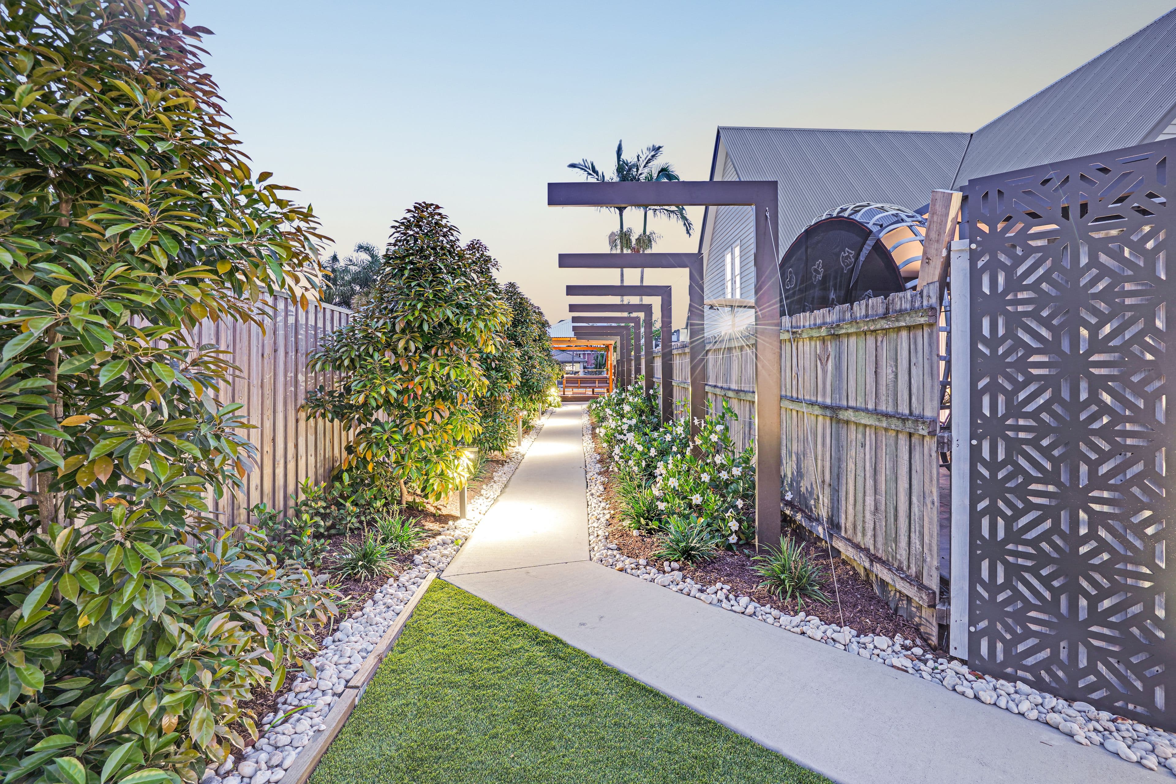 50 Poinciana Boulevard, Broadbeach Waters QLD 4218, Broadbeach Waters - Thumbnail 6