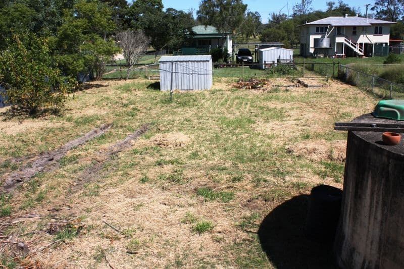 39 Charles Street, TOOGOOLAWAH QLD 4313, Toogoolawah - Thumbnail 2