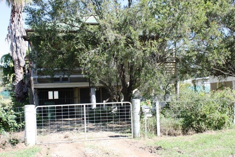 39 Charles Street, TOOGOOLAWAH QLD 4313, Toogoolawah - Thumbnail 4