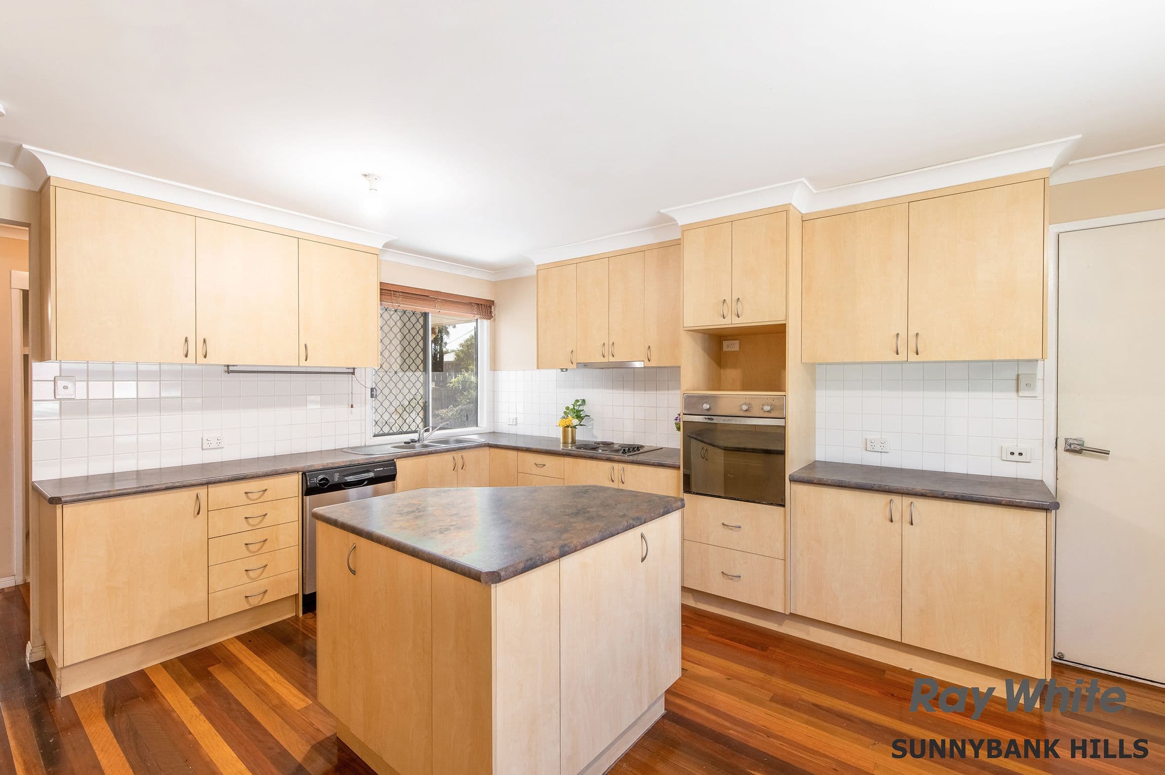 196 Mains Road, Sunnybank QLD 4109, Sunnybank - Thumbnail 4