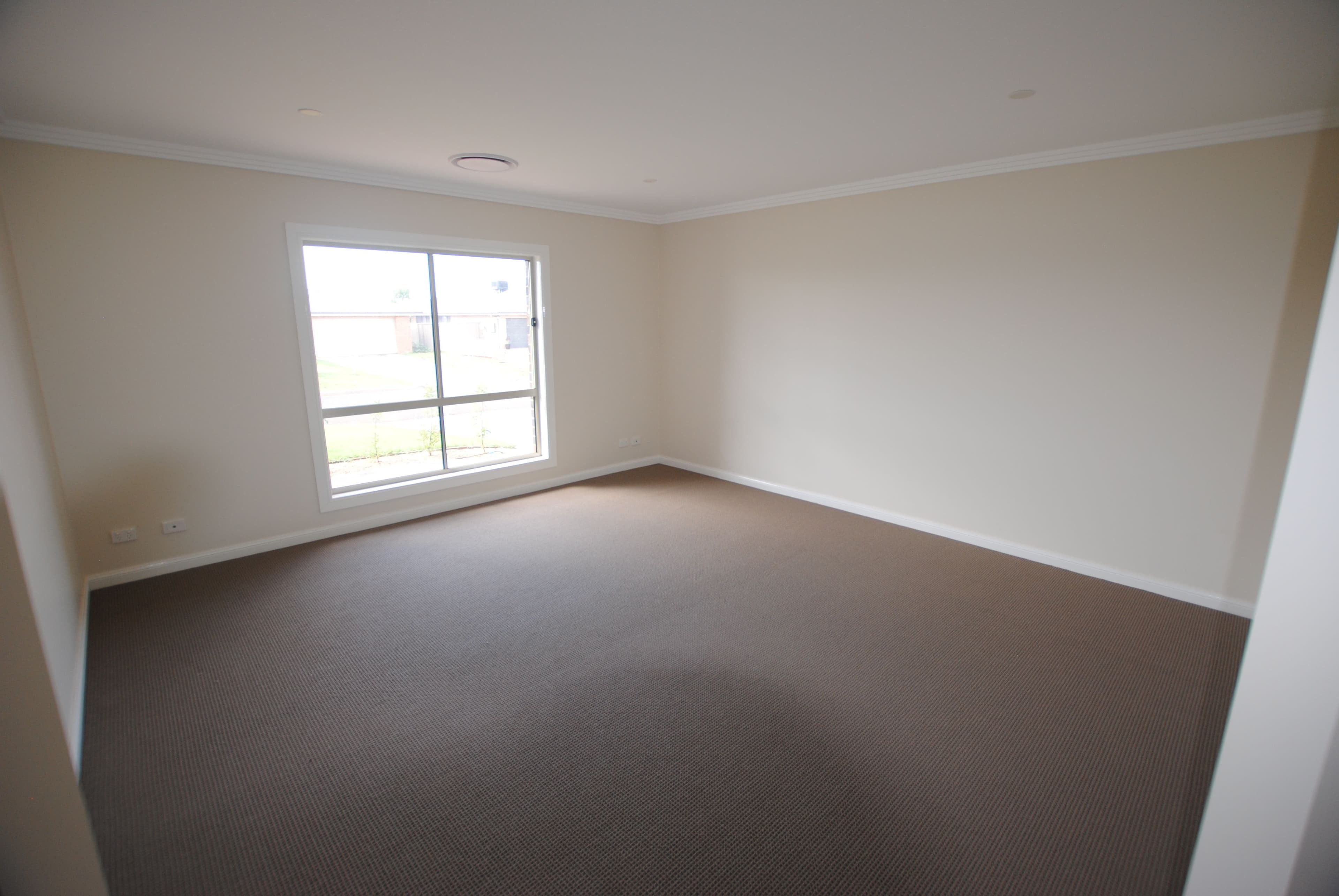 29 Tucker Street, Griffith - Thumbnail 8