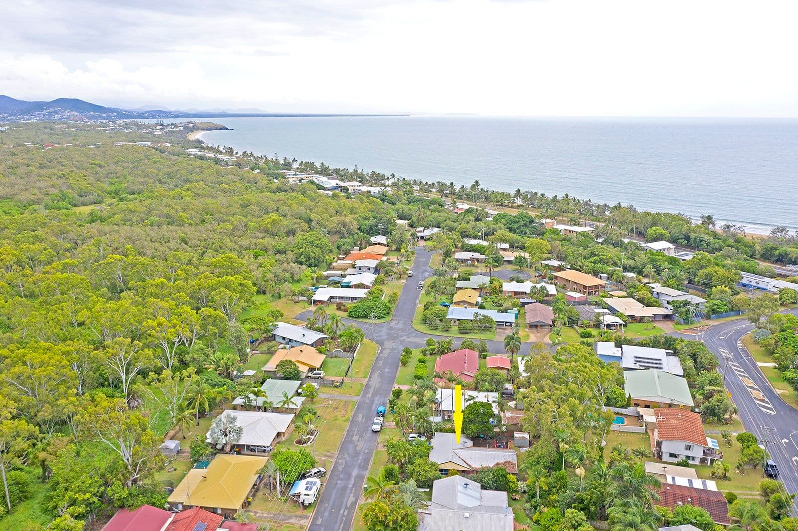 15 Joyce Avenue, Lammermoor QLD 4703, Lammermoor - Thumbnail 4