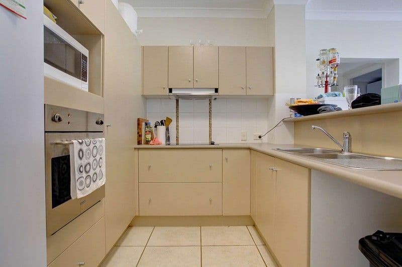 12-16 Martinez Avenue, WEST END QLD 4810, West End - Thumbnail 2