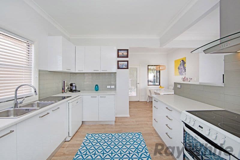 11 Boomerang Street, Budgewoi NSW 2262, Budgewoi - Thumbnail 2