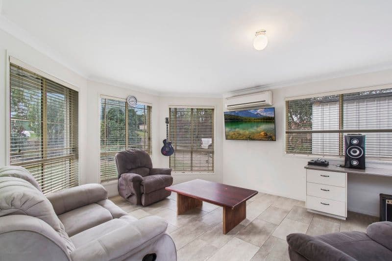 42 Parkview Road, Glass House Mountains QLD 4518, Glass House Mountains - Thumbnail 2