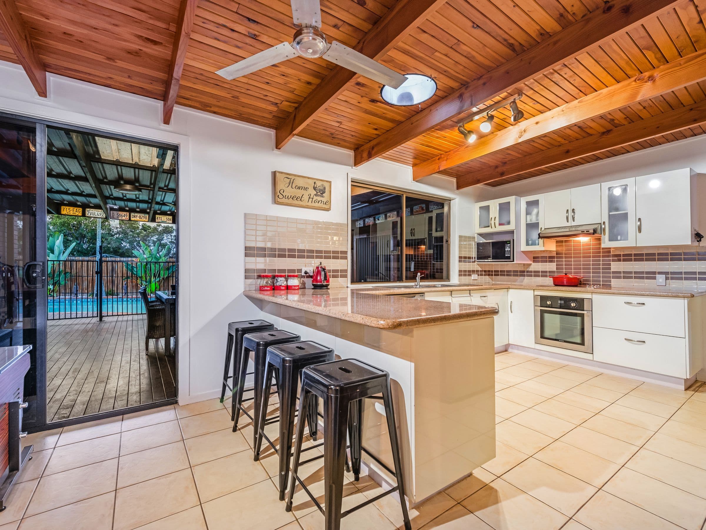 28 Grehan Crescent, Mount Warren Park QLD 4207, Mount Warren Park - Thumbnail 6